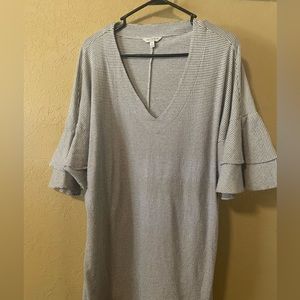Lucky Brand Bell Sleeved Casual Dress